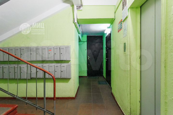 Комната 18,8 м² в 2-к., 2/9 эт.