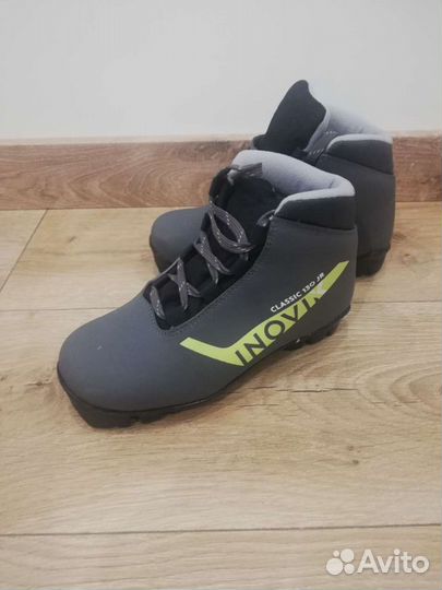 Лыжные ботинки классические 32 размер