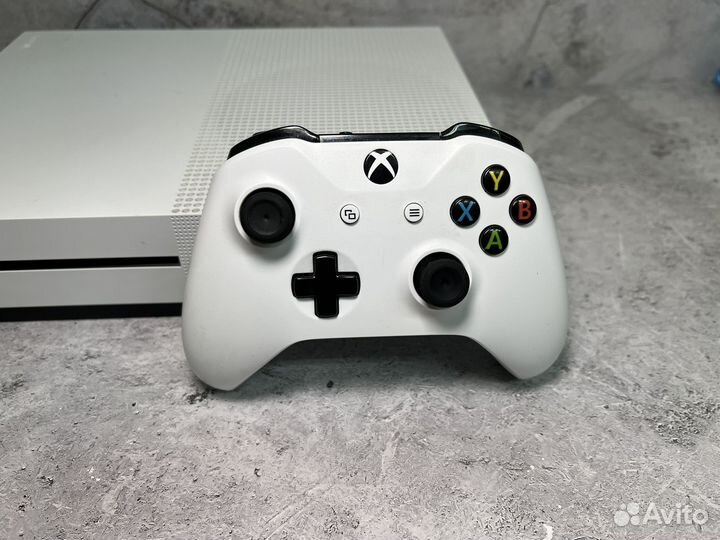 Xbox one s 1tb с дисководом