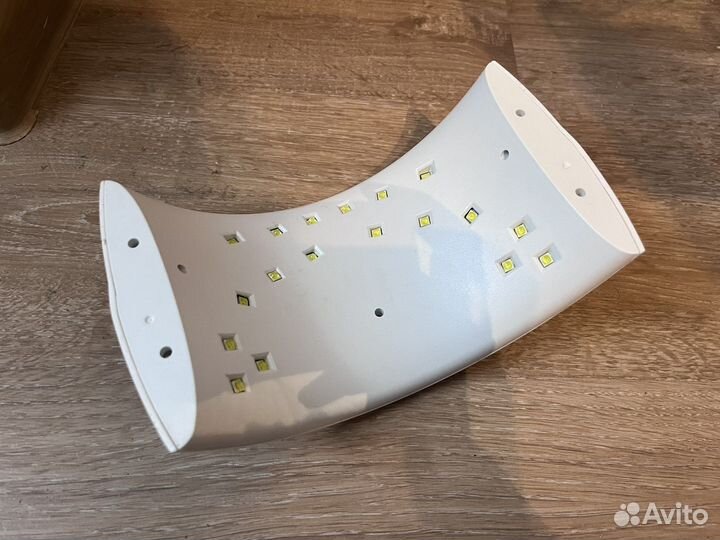 Лампа для маникюра Planta