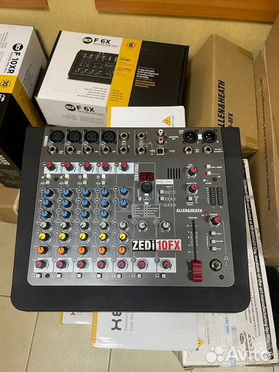 AllenHeath ZEDi10FX