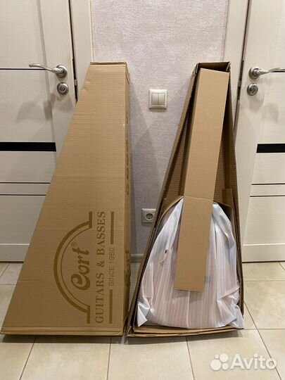 Электроакустическая гитара Cort CEC-7-NAT