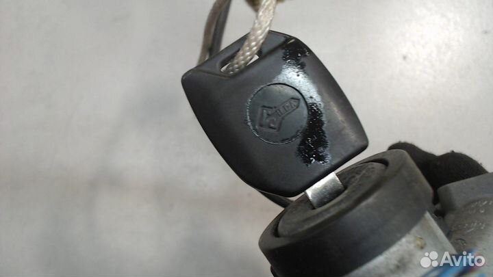 Замок зажигания Ford Maverick, 1998