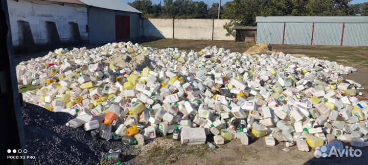 Принимаем биг беги и канистры