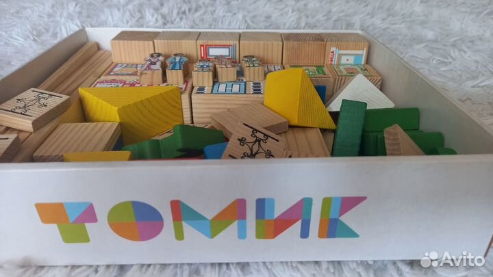 Конструктор томик веселый городок