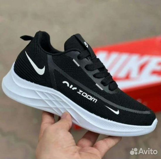 Кроссовки Nike air Zoom