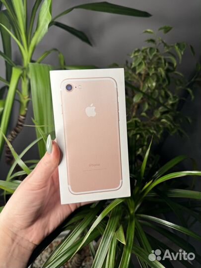 iPhone 7, 32 ГБ