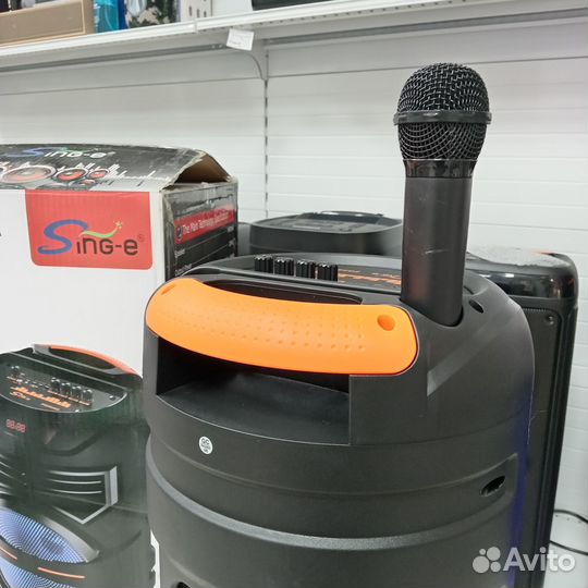 Большая портативная колонка ZQS 8302 с микрофоном