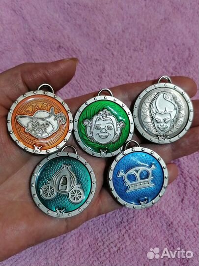 Медальоны/ жетоны Шрек