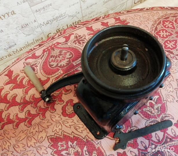 Сепаратор для молока ручной СССР