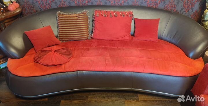 Набор кожаной мебели