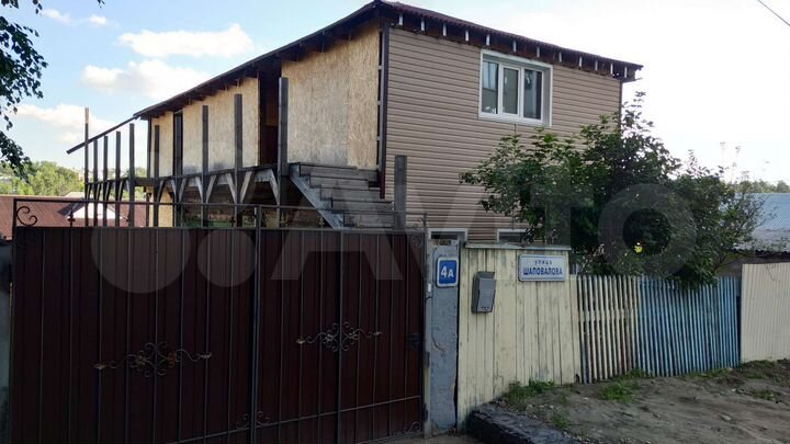 Дом 160 м² на участке 6 сот.