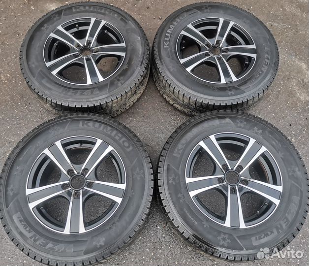 Колеса в сборе 215/70R16 на Mitsubishi Outlander