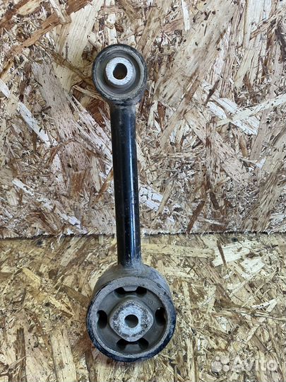 Подушка опора задняя двигателя Mitsubishi colt