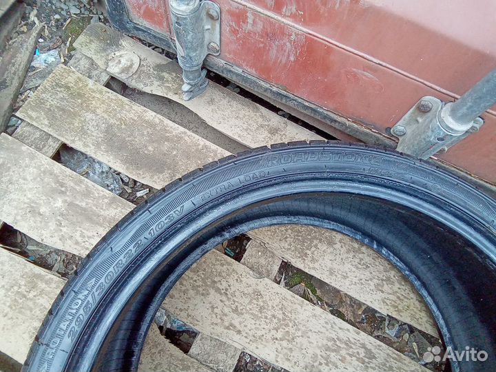 Roadstone Roadian HP SUV 295/30 R22 103V