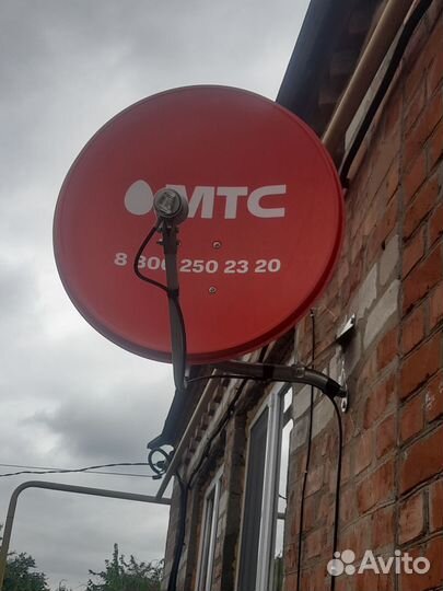 Спутниковая тарелка МТС с роутером