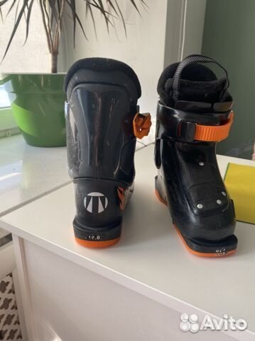 Ботинки для горных лыж