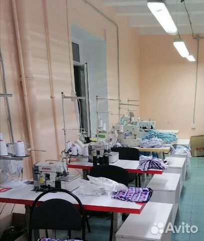 Швея на трикотаж