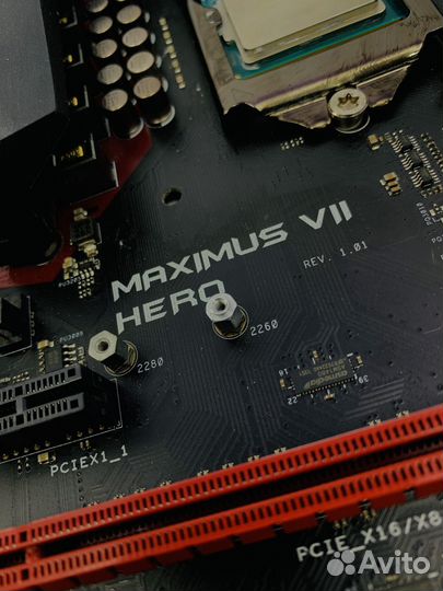 Материнская плата asus ROG strix maximus VII Hero