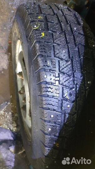 Viatti Vettore Inverno V-524 215/65 R15 P