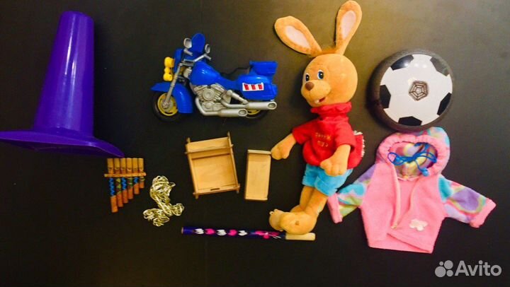 Много разных игрушек