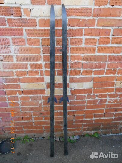 Лыжи детские 2 пары