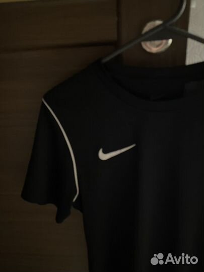 Футболка nike dri fit