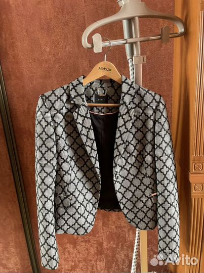 Пиджак guess