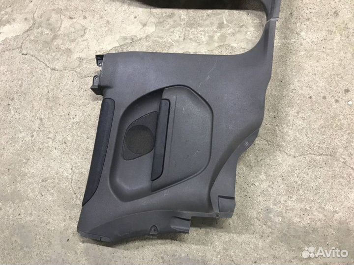 Обшивка салона задняя Ford Focus 2 купе 2006