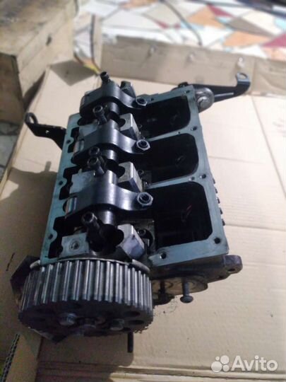 Двигатель в разборе