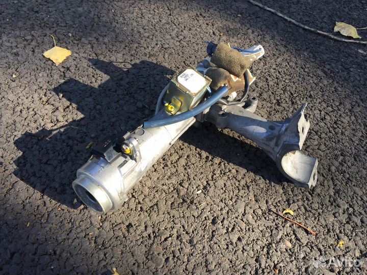 Ключ зажигания на Toyota Harrier MCU-15