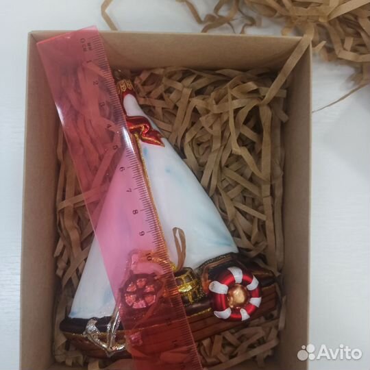 Парусник, стекло, Белински, Польша