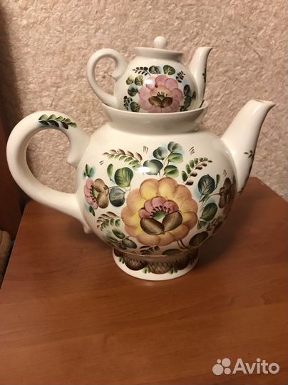 Набор из двух фаянсовых чайников СССР