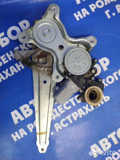 Задний левый стеклоподъёмник Toyota Camry 40 седан