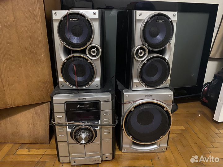 Музыкальный центр sony