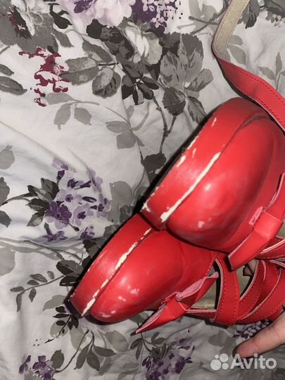 Туфли красные