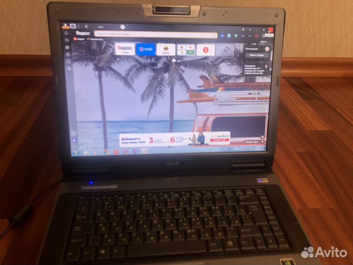 Ноутбук asus