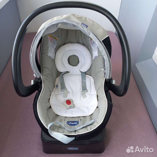 Автолюлька с базой chicco