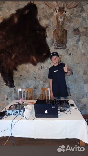 DJ, Звукорежиссер, звукооператор, диджей