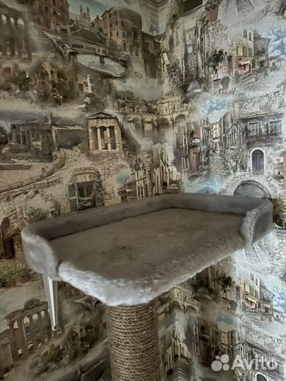 Когтеточка с лежанкой