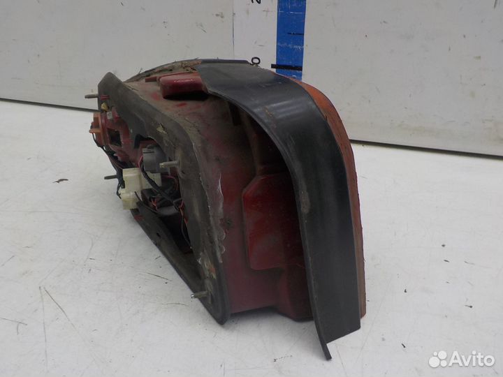 Фонарь задний правый Hyundai Sonata 4 2001