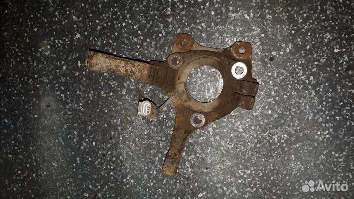 Кулак поворотный передний левый Vortex Estina A21