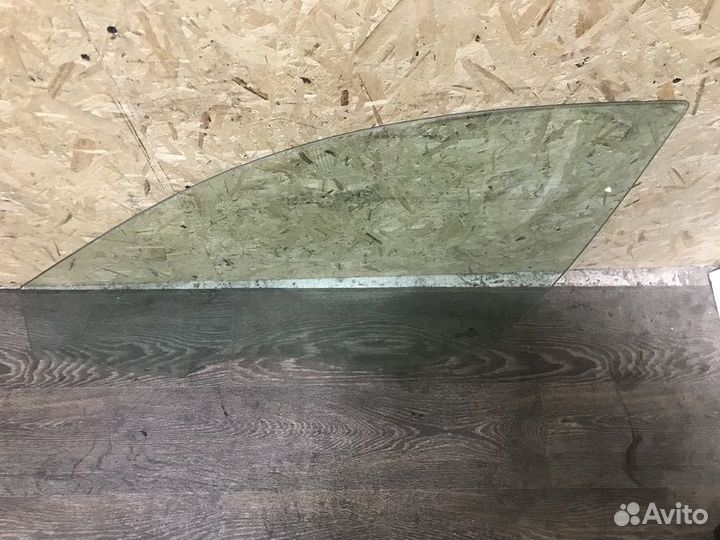 Стекло двери передней левой BMW 3 серия E90/91