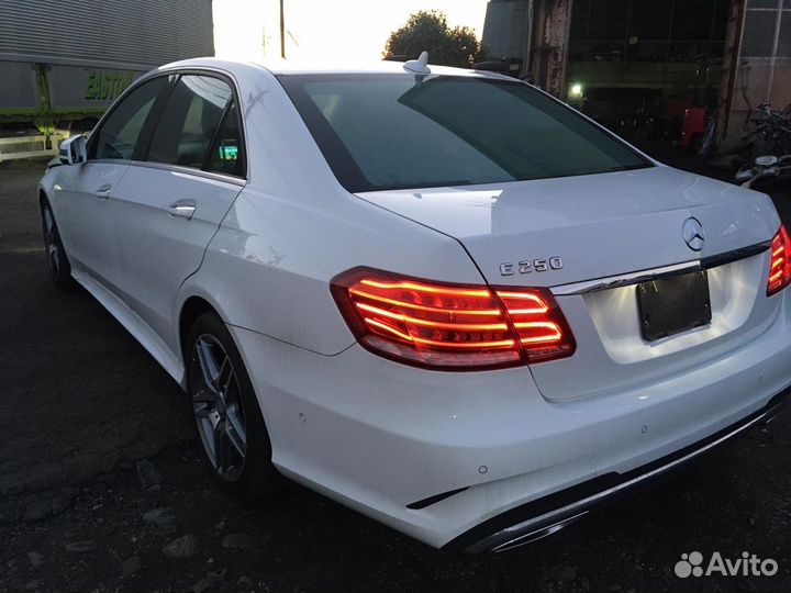 В полный разбор из Японии W212 Рестайл