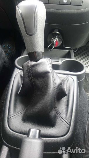 Чехлы на рычаг коробки передач