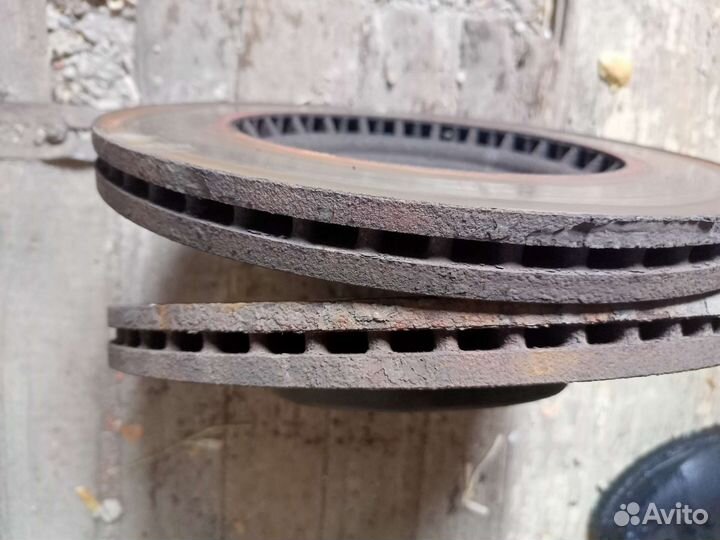 Оригинальные передние тормозные диски