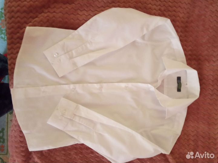 Белая рубашка peplos