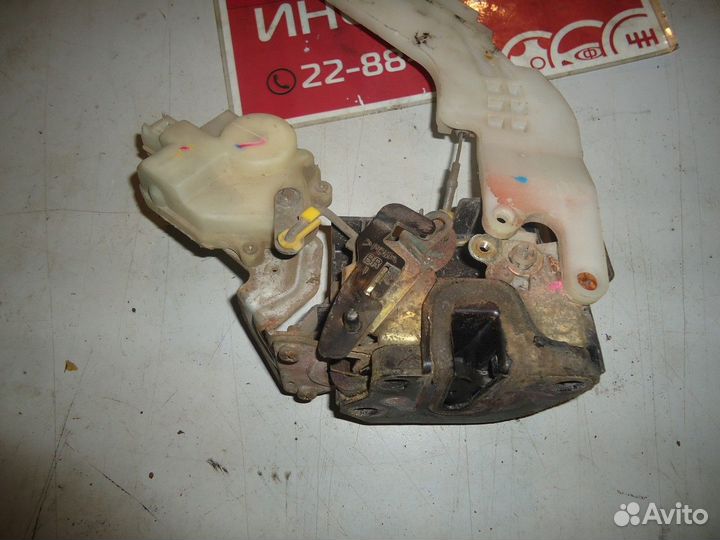 Замки дверей (задний правый) (Hyundai Elantra)