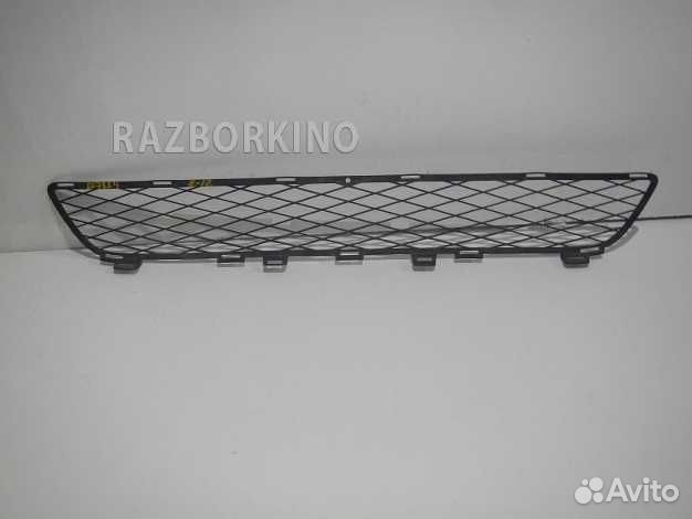 Решетка бампера Тойота