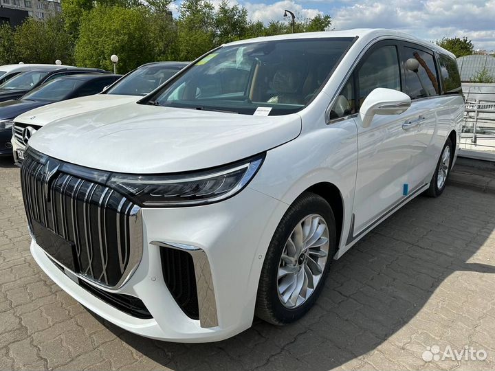 Voyah dream phev. эмблема voyah dreamer. машина воя фри. Dream 2023. Dream 2023.